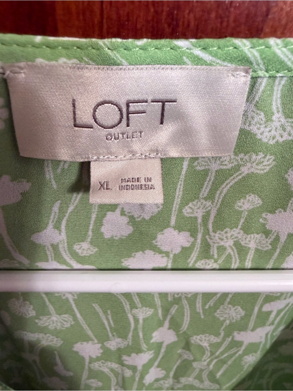 LOFT Light Green Floral V-Neck Peplum Blouse - Picture 2 of 5